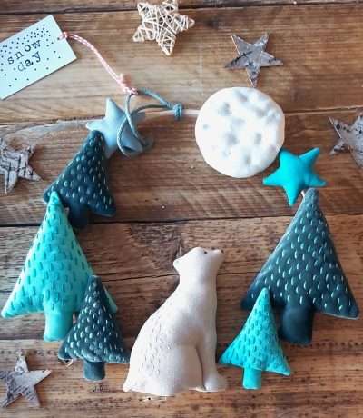 Polar bear hoop decoration